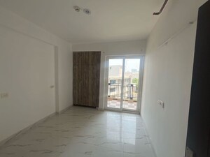 Room in 2 BHK Apartment at Casa Woodstock, Sector 16c Greater Noida – for Sale