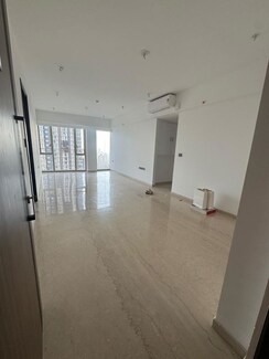 3 BHK + Study Room Apartment For Sale in Lodha Worli