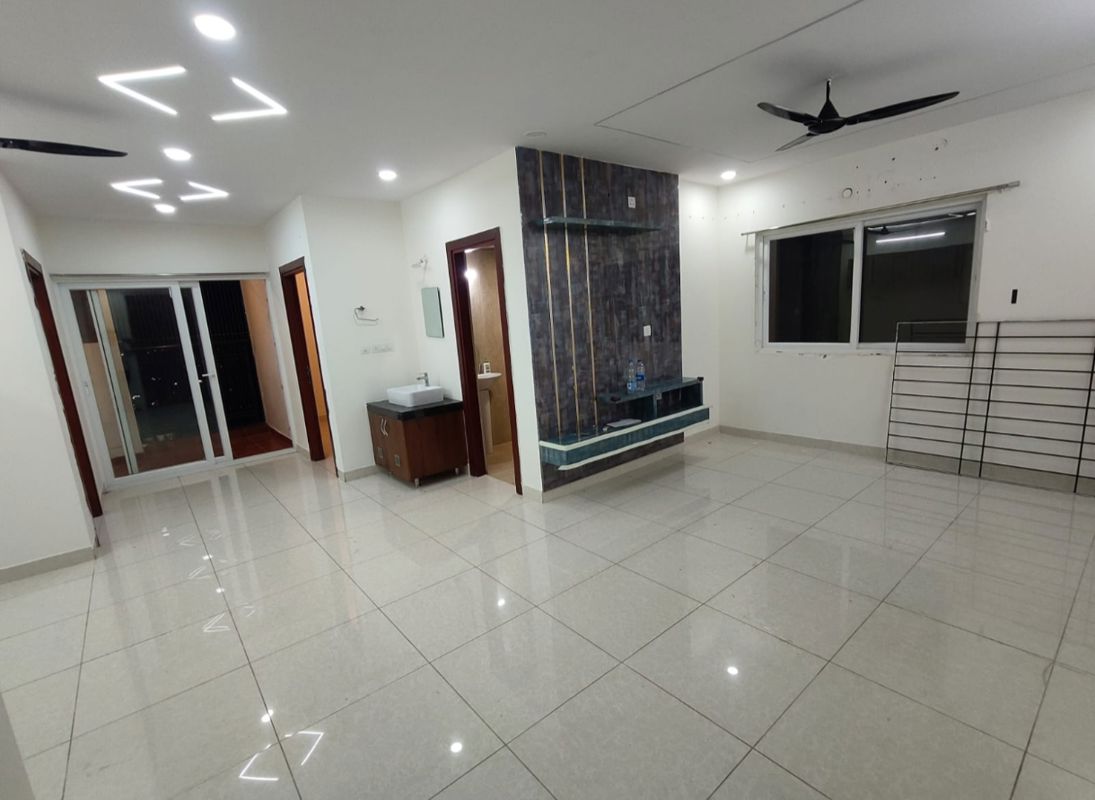 2 BHK + Pooja Room Apartment For Rent in Prestige High Fields