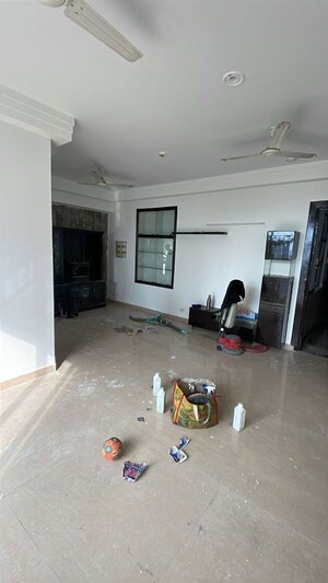 Parking in 3 BHK Apartment at Eros Sampoornam, Sector 2 Greater Noida – for Sale