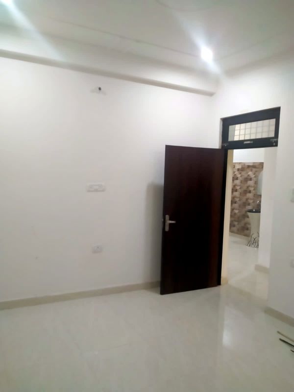 2 BHK + Pooja Room Builder Floor For Rent in Green Avenue