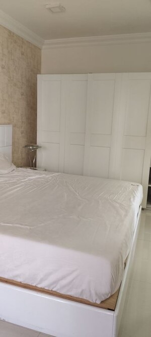 Bathroom in 4 BHK Apartment at K Raheja Raheja Classique, Andheri West – for Rent