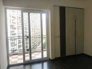 Room in 3 BHK Apartment at Casa Woodstock, Sector 16c Greater Noida – for Sale