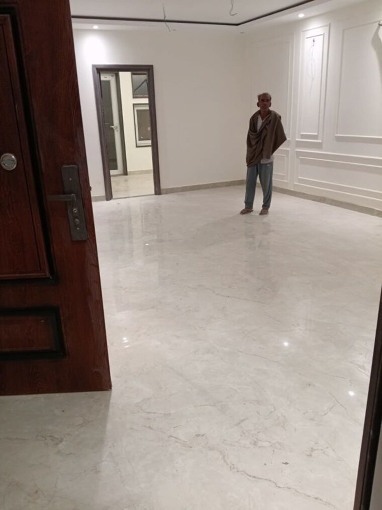 Room, ansal-plaza-sector-23 3 Bedroom 2500 Sq.Ft. Builder Floor In Sector 23 Gurgaon 10402092