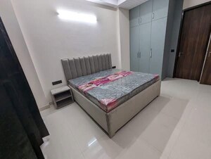 Bedroom in 4 BHK Builder Floor at Sector 57 – for Rent