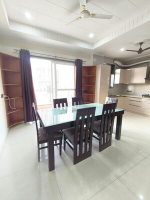 Dining area in 4 BHK Builder Floor at Sector 57 – for Rent