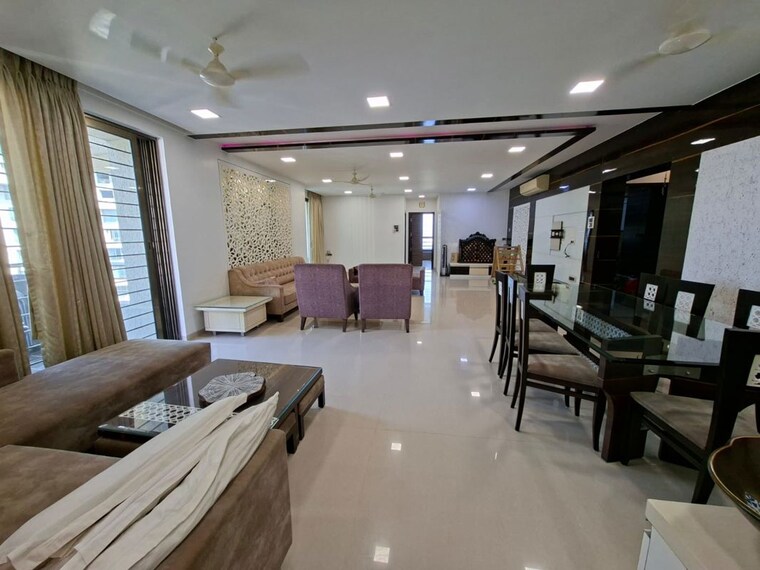 Living Room, oberoi-springs 4 Bedroom 1800 Sq.Ft. Apartment In Andheri West Mumbai 10402113