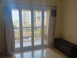 Room in 3 BHK Apartment at Janapriya Nile valley, Madinaguda – for Rent