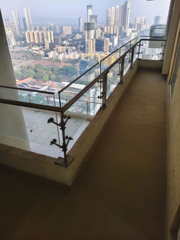 Balcony, indiabulls-sky-forest 3 Bedroom 2590 Sq.Ft. Apartment In Lower Parel Mumbai 10402131