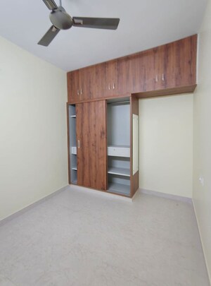 Room in 2 BHK Builder Floor at Iti Layout – for Rent