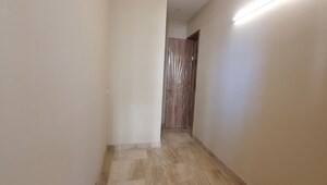 Room in 3 BHK Apartment at Ambience Creacions, Sector 22 – for Rent