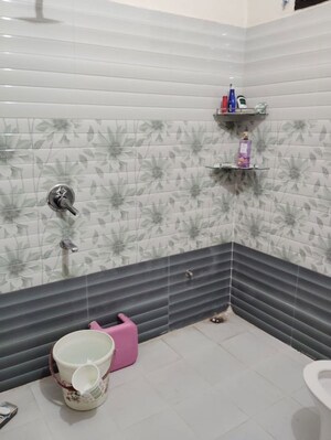 Parking in 3 BHK Villa at Sushant Golf City – for Rent