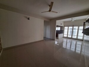 Room in 2 BHK Apartment at Hrbr Layout – for Rent