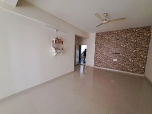 Room in 2 BHK Apartment at Hrbr Layout – for Rent