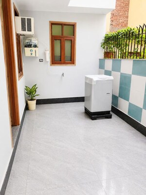 Balcony in  Builder Floor at Ansal Plaza Sector-23, Sector 23 – for Rent