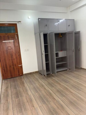 Room in 3 BHK Independent House at Sushant Golf City – for Rent