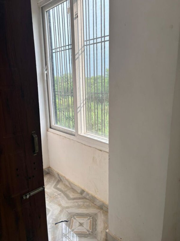 Bathroom, sushant golf city 3 Bedroom 1500 Sq.Ft. Independent House In Sushant Golf City Lucknow 10402160