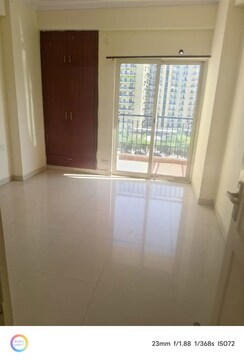 1 BHK Apartment For Rent in Maxblis Grand Wellington