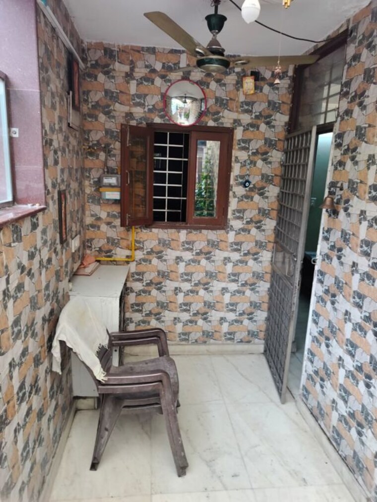 Living Room, kalkaji 2.5 Bedroom 1200 Sq.Ft. Builder Floor In Kalkaji Delhi 10402187