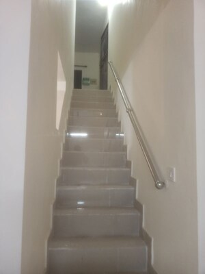 Staircase in 4 BHK Apartment at Jawahar Nagar – for Rent