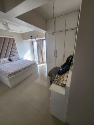 Team Area in 3 BHK Apartment at Neptune Living Point, Bhandup West – for Sale