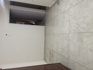 Room in 3 BHK Apartment at Gaurs Siddhartham, Siddharth Vihar – for Rent