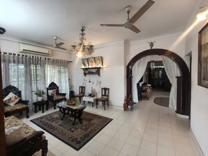 Parking in  Office Space at Kadavanthara – for Rent