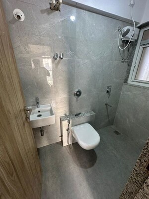 Bathroom in 2 BHK Apartment at Vaibhavlaxmi Address 51, Bandra East – for Rent