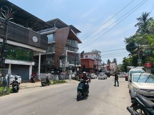Parking in  Showroom at Kadavanthara – for Rent