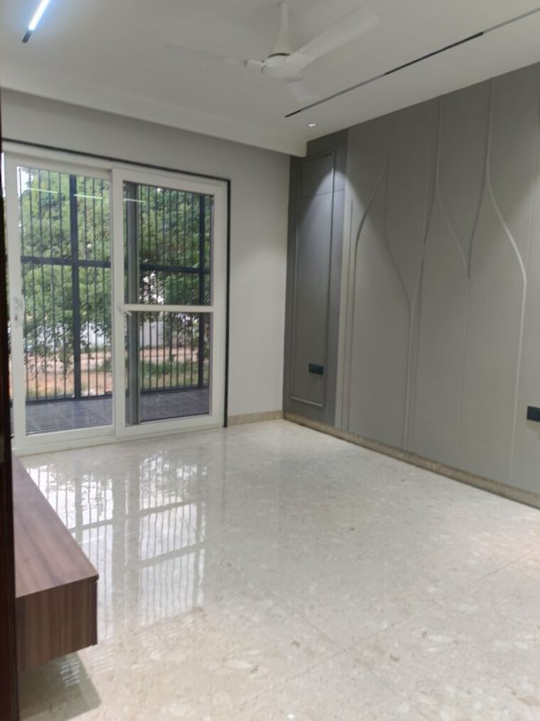 Room, unitech-singleton-floors-south-city 3 Bedroom 2300 Sq.Ft. Builder Floor In Sector 50 Gurgaon 10402266