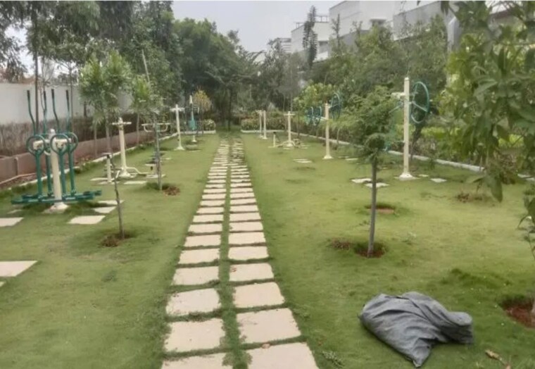 Garden, kollur 3 Bedroom 3300 Sq.Ft. Villa In Kollur Hyderabad 10402267