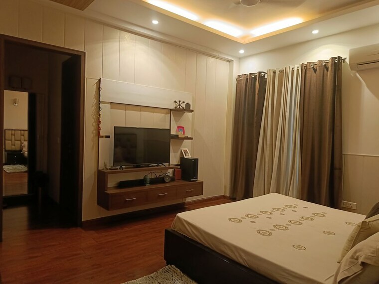 Bedroom, unitech-south-city-ii 4 Bedroom 3000 Sq.Ft. Builder Floor In Sector 50 Gurgaon 10402273