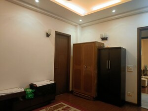 Bedroom in 4 BHK Builder Floor at Unitech South City II, Sector 50 – for Sale