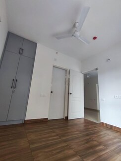 2 BHK Apartment For Rent in Brigade El Dorado