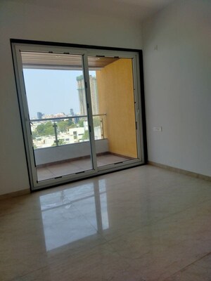 Room in 2 BHK Apartment at Valencia Apartment, Baner – for Rent