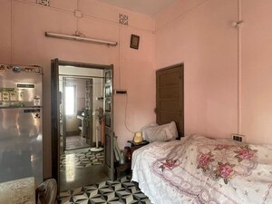 Bedroom in 6+ BHK Independent House at Garia – for Sale