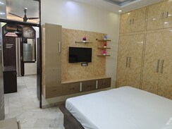 1 BHK Builder Floor For Rent in Krishna Market