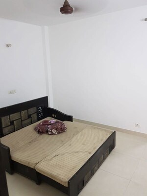 Bedroom in 1.5 BHK Builder Floor at Lajpat Nagar ii – for Rent