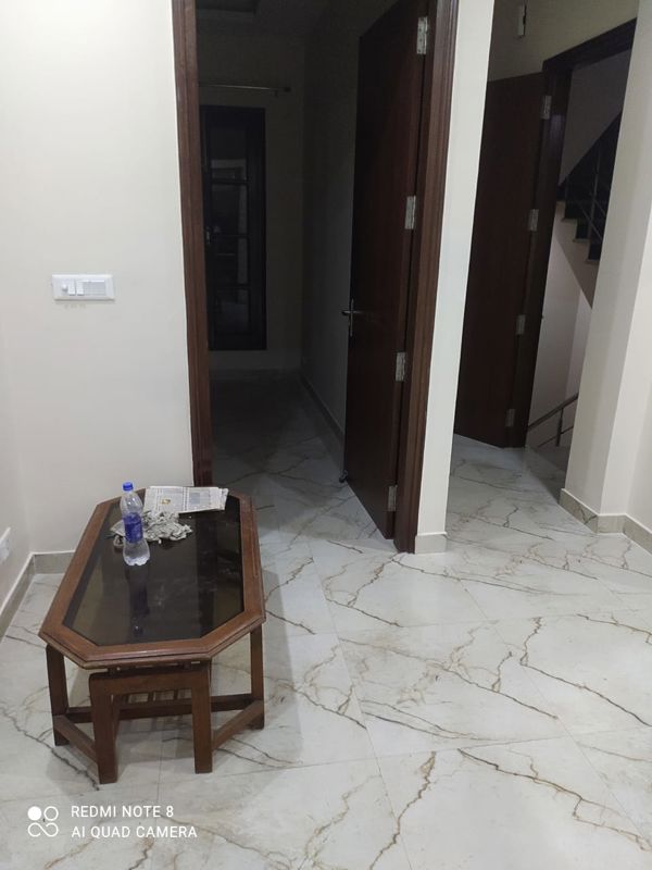 2 BHK Independent House For Rent in Sector 50