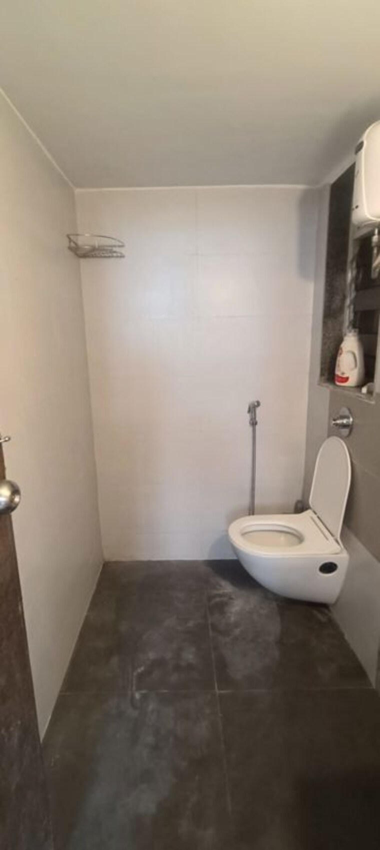 Bathroom, mulund east 3 Bedroom 1233 Sq.Ft. Apartment In Mulund East Mumbai 10394668
