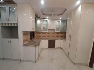 Kitchen in 6+ BHK Builder Floor at Supertech Cape Town, Sector 74 – for Sale