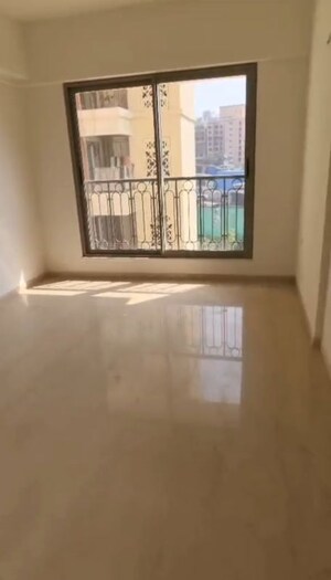 Room in 2.5 BHK Apartment at Lodha Bellagio, Powai – for Sale