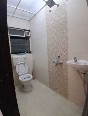 Attached Bathroom in 2 BHK Apartment at Kamgar Putala Vasahat – for Rent