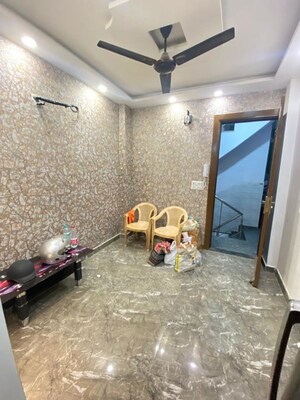 Living Room in 1 BHK Builder Floor at Uttam Nagar – for Rent