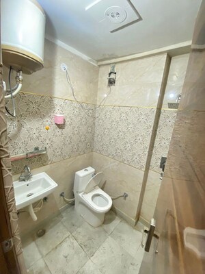 Bathroom in 1 BHK Builder Floor at Uttam Nagar – for Rent