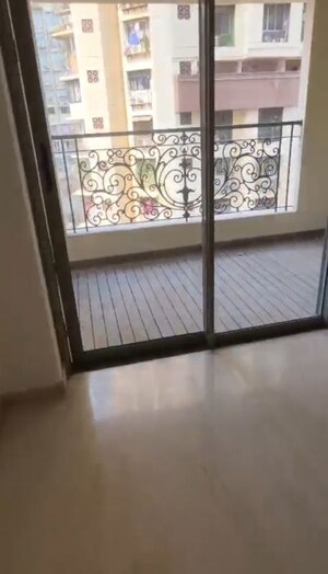 Room in 3 BHK Apartment at Lodha Bellagio, Powai – for Sale