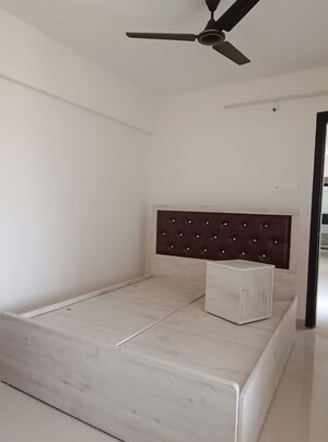 Bedroom in 3 BHK Builder Floor at Ashtekar Silver Oak Phase II, Katraj – for Rent