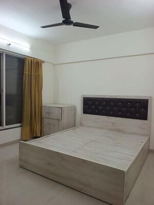 Bedroom in 3 BHK Builder Floor at Ashtekar Silver Oak Phase II, Katraj – for Rent