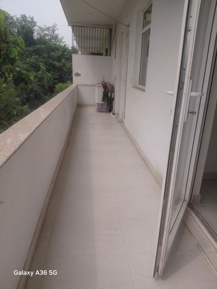 Balcony, sector 15 ii 4 Bedroom 2700 Sq.Ft. Builder Floor In Sector 15 ii Gurgaon 10402440
