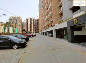 Parking in 3.5 BHK Apartment at Hawelia Valenova Park, Tech Zone 4 Greater Noida – for Sale